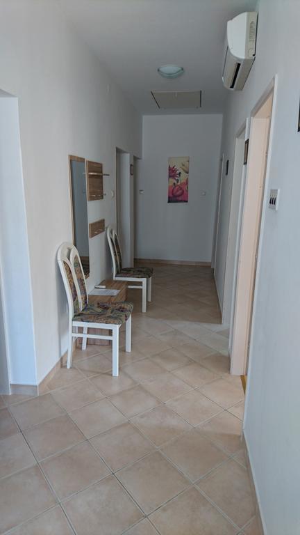Apartments Anastazija Паг Экстерьер фото